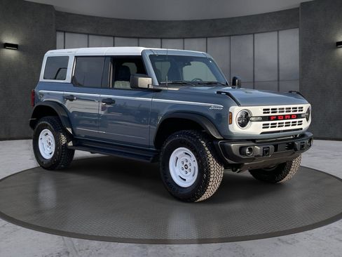 Used 2025 Ford Bronco Heritage Edition AWD/4WD image 8