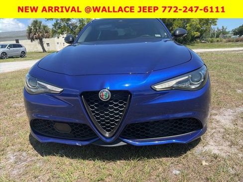 Used 2020 Alfa Romeo Giulia w/ Quick Order Package 22K Sport RWD image 2