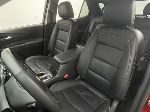 Used 2023 Chevrolet Equinox LT FWD image 18