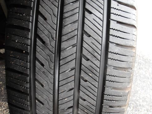 Used 2008 Chevrolet Equinox LT w/ LT Preferred Equipment Group image 8