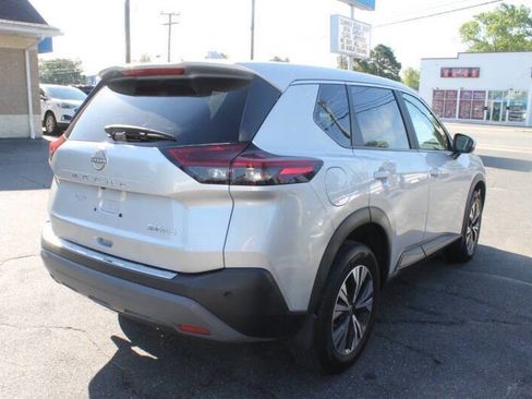 Used 2024 Chevrolet Equinox LT image 8