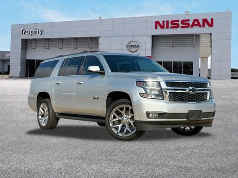 Used 2020 Chevrolet Suburban LT w/ Texas Edition Package RWD image 1