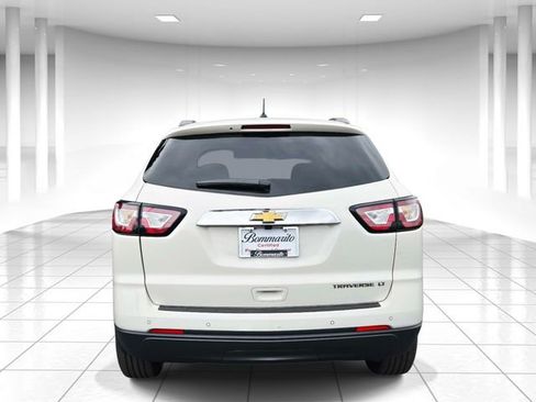 Used 2014 Chevrolet Traverse LT FWD image 4