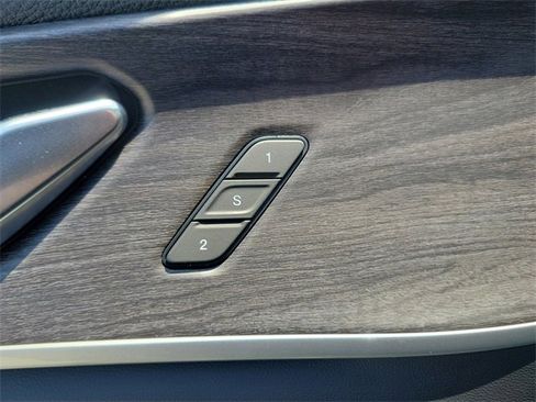 New 2025 Jeep Grand Cherokee L Limited w/ Luxury Tech Group II image 21