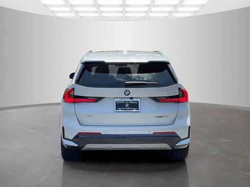 Certified 2025 BMW X1 xDrive28i AWD/4WD image 5