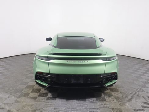 Used 2019 Aston Martin DBS Superleggera RWD image 4