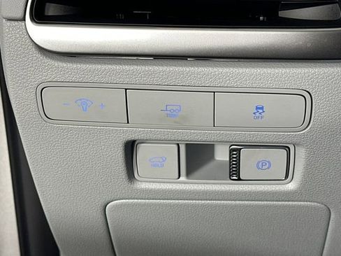 Certified 2025 Hyundai Palisade SEL image 36