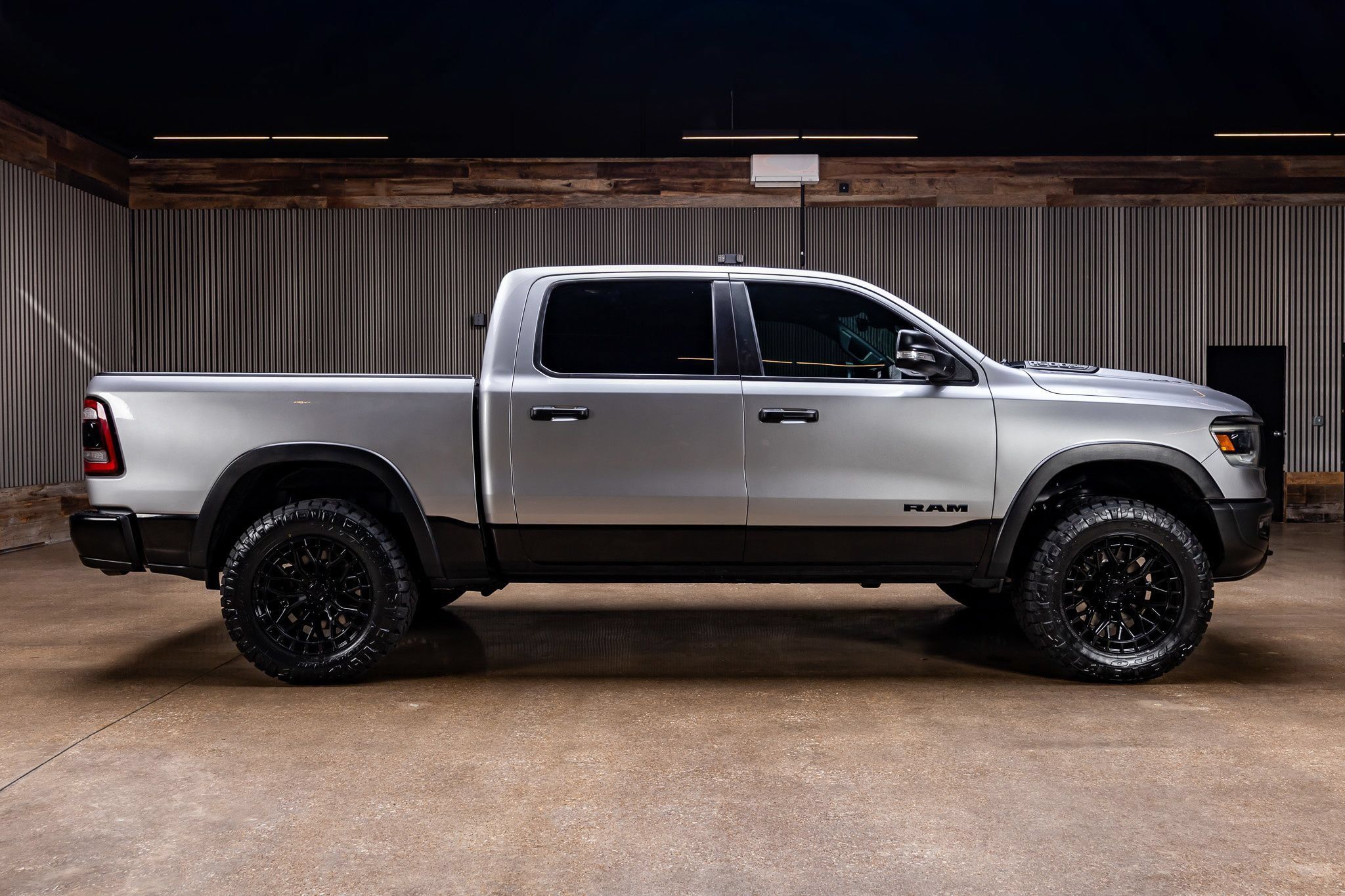 Used 2022 RAM 1500 Rebel w/ Rebel Level A Equipment Group AWD/4WD image 11