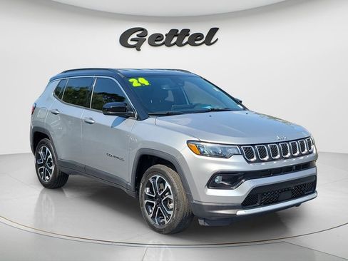 Used 2024 Jeep Compass Limited AWD/4WD image 3