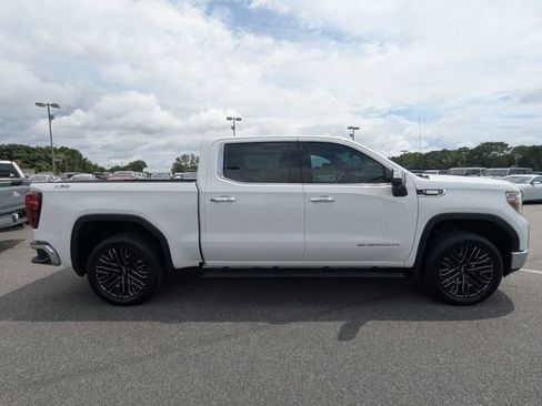 Used 2021 GMC Sierra 1500 SLT AWD/4WD image 2