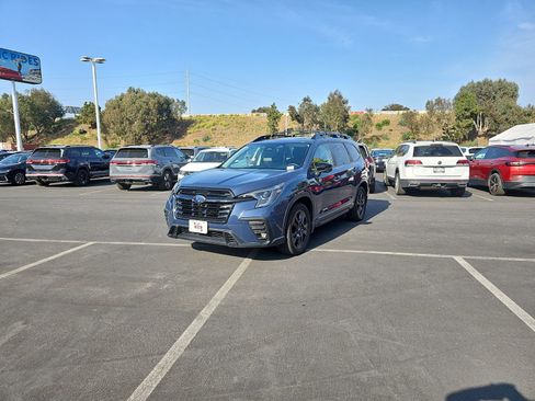 Certified 2023 Subaru Ascent Onyx Edition Limited image 3