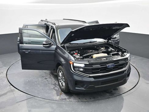 Used 2025 Ford Expedition Max Active image 44