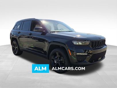 Used 2025 Jeep Grand Cherokee Limited w/ Luxury Tech Group II