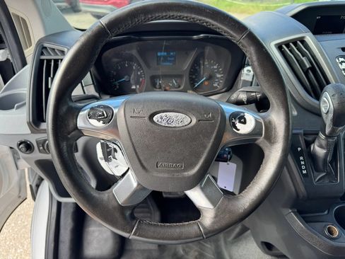 Used 2017 Ford Transit 150 130 Low Roof RWD image 17