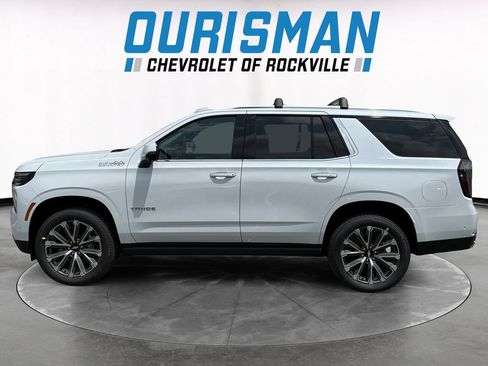New 2026 Chevrolet Tahoe High Country AWD/4WD image 3