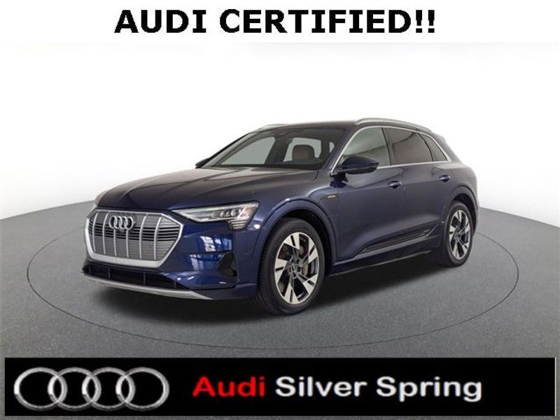 Certified 2022 Audi e-tron Premium Plus image 1