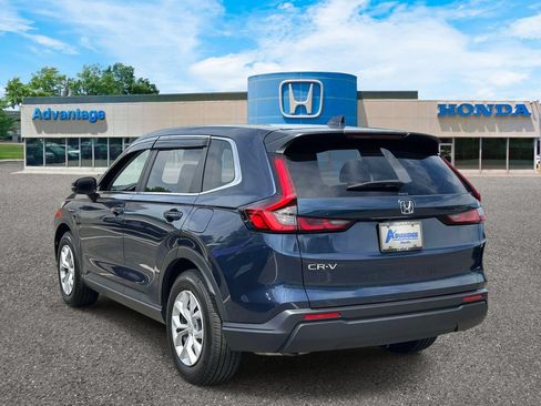 Certified 2025 Honda CR-V LX image 5