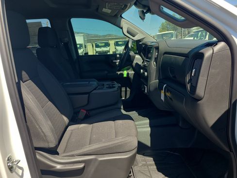 Used 2026 Chevrolet Silverado 1500 Custom w/ LPO, Dark Essentials Package AWD/4WD image 29