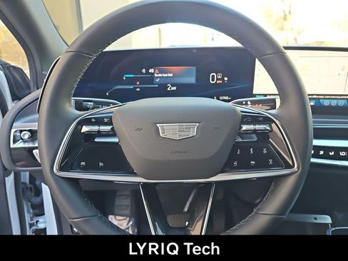 Used 2024 Cadillac Lyriq Tech AWD/4WD image 19