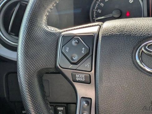 Used 2022 Toyota Tacoma TRD Sport image 23