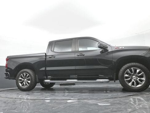 Used 2022 Chevrolet Silverado 1500 RST w/ Z71 Off-Road Package AWD/4WD image 38