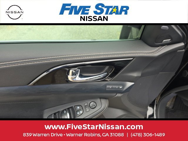 Used 2021 Nissan Maxima Platinum w/ Sport Mat Group FWD image 14