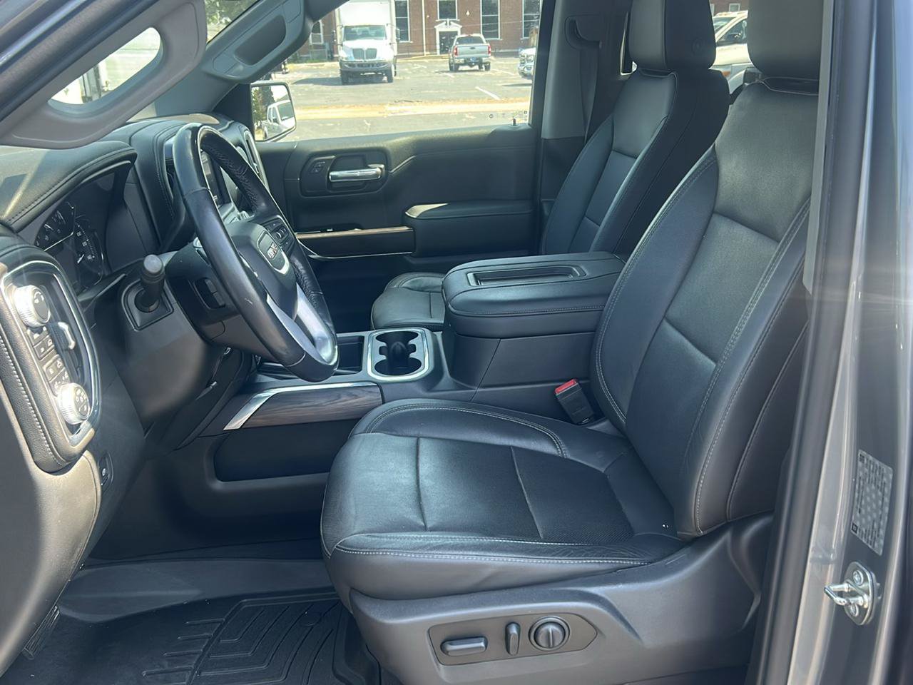 Used 2019 GMC Sierra 1500 SLT w/ SLT Premium Package AWD/4WD image 13