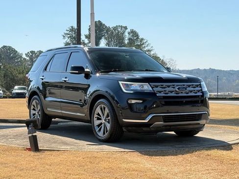 Used 2018 Ford Explorer Limited image 1