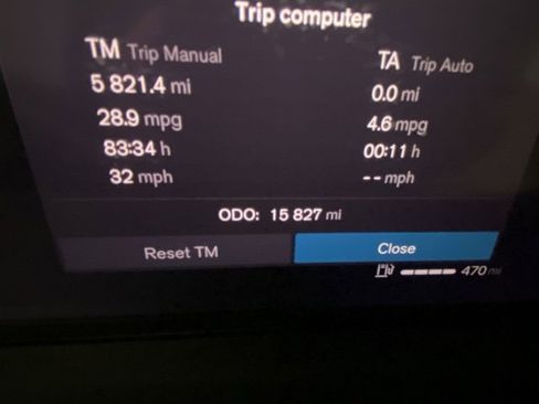 Certified 2024 Volvo XC40 B5 Plus w/ Protection Package Premier image 17