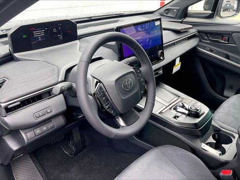 New 2026 Toyota C-HR AWD/4WD image 7