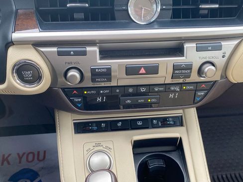 Used 2018 Lexus ES 350 image 24
