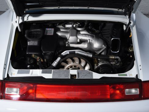 Used 1998 Porsche 911 Carrera S RWD image 33