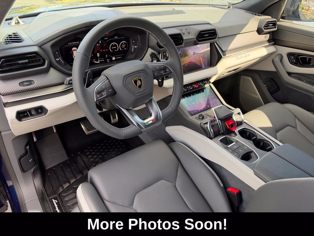 Used 2025 Lamborghini Urus SE AWD/4WD image 20
