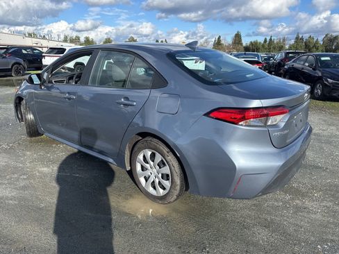 Used 2024 Toyota Corolla LE image 7
