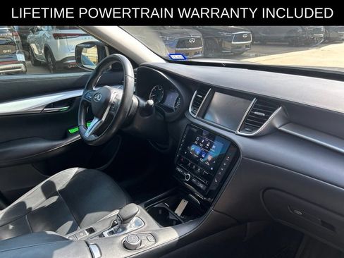 Certified 2019 INFINITI QX50 Essential w/ Premium Heat Package AWD/4WD image 13