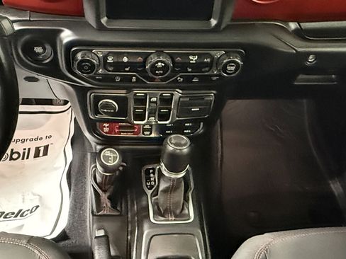 Used 2021 Jeep Wrangler Unlimited Rubicon image 22