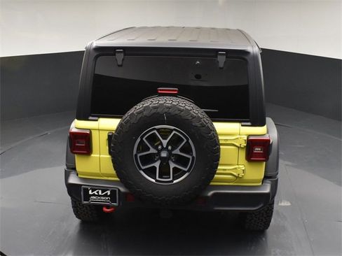 Used 2024 Jeep Wrangler Unlimited Rubicon image 46