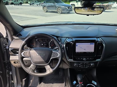Certified 2023 Chevrolet Traverse RS w/ LPO, Floor Liner Package AWD/4WD image 20