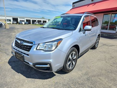 Used 2017 Subaru Forester 2.5i Premium w/ All-Weather Package AWD/4WD image 8
