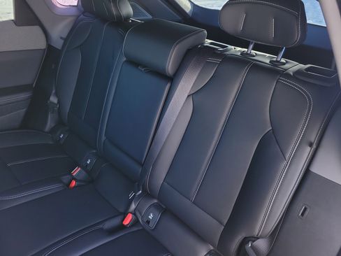 New 2026 Cadillac Optiq Luxury 1 image 28