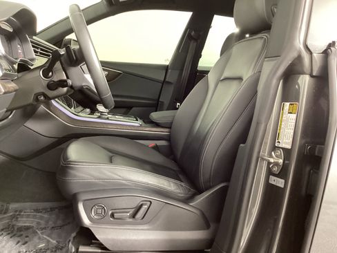 Used 2020 Audi Q8 Premium w/ Black Optic Package image 21
