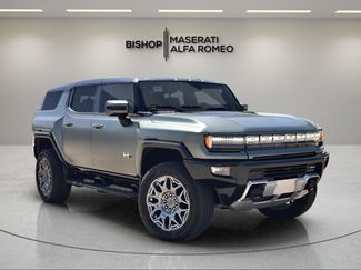 Used 2024 GMC Hummer EV 3X w/ LPO, Illumination Package AWD/4WD video 1