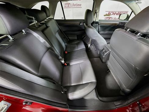 Used 2016 Subaru Outback 2.5i Limited w/ Popular Package #4 image 29