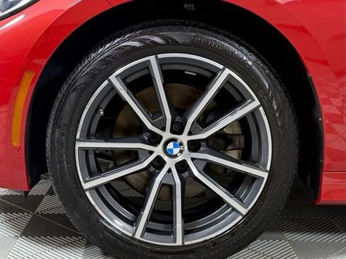 Used 2022 BMW 330i xDrive Sedan w/ Driving Assistance Package AWD/4WD image 9