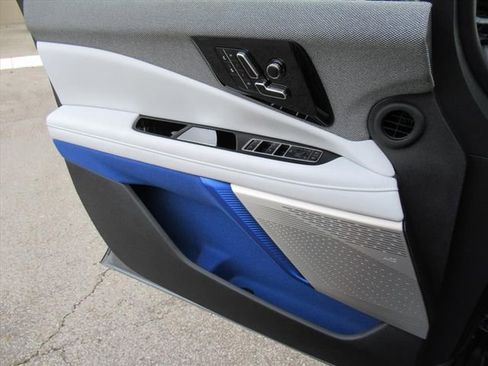 New 2026 Cadillac Optiq Luxury 1 image 26