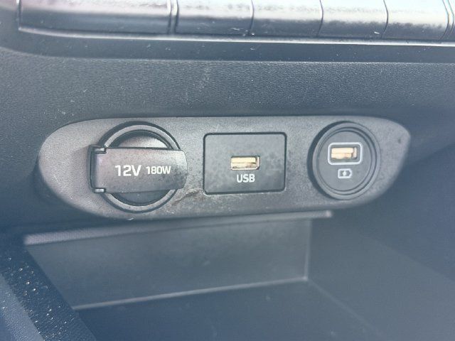 Used 2021 Hyundai Elantra SEL FWD image 19