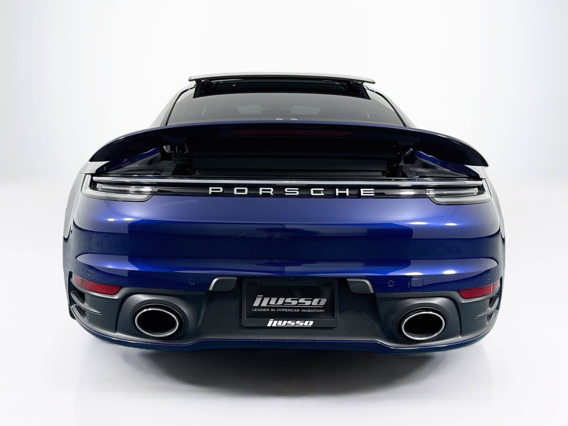 Used 2021 Porsche 911 Carrera RWD image 6