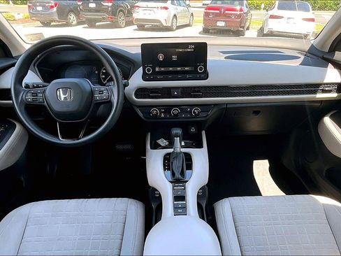 Certified 2024 Honda HR-V LX image 15