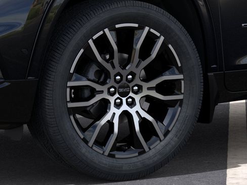 New 2026 GMC Acadia Denali Ultimate w/ LPO, Floor Liner Package AWD/4WD image 10