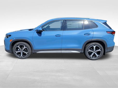 New 2025 Volkswagen Tiguan SE image 2